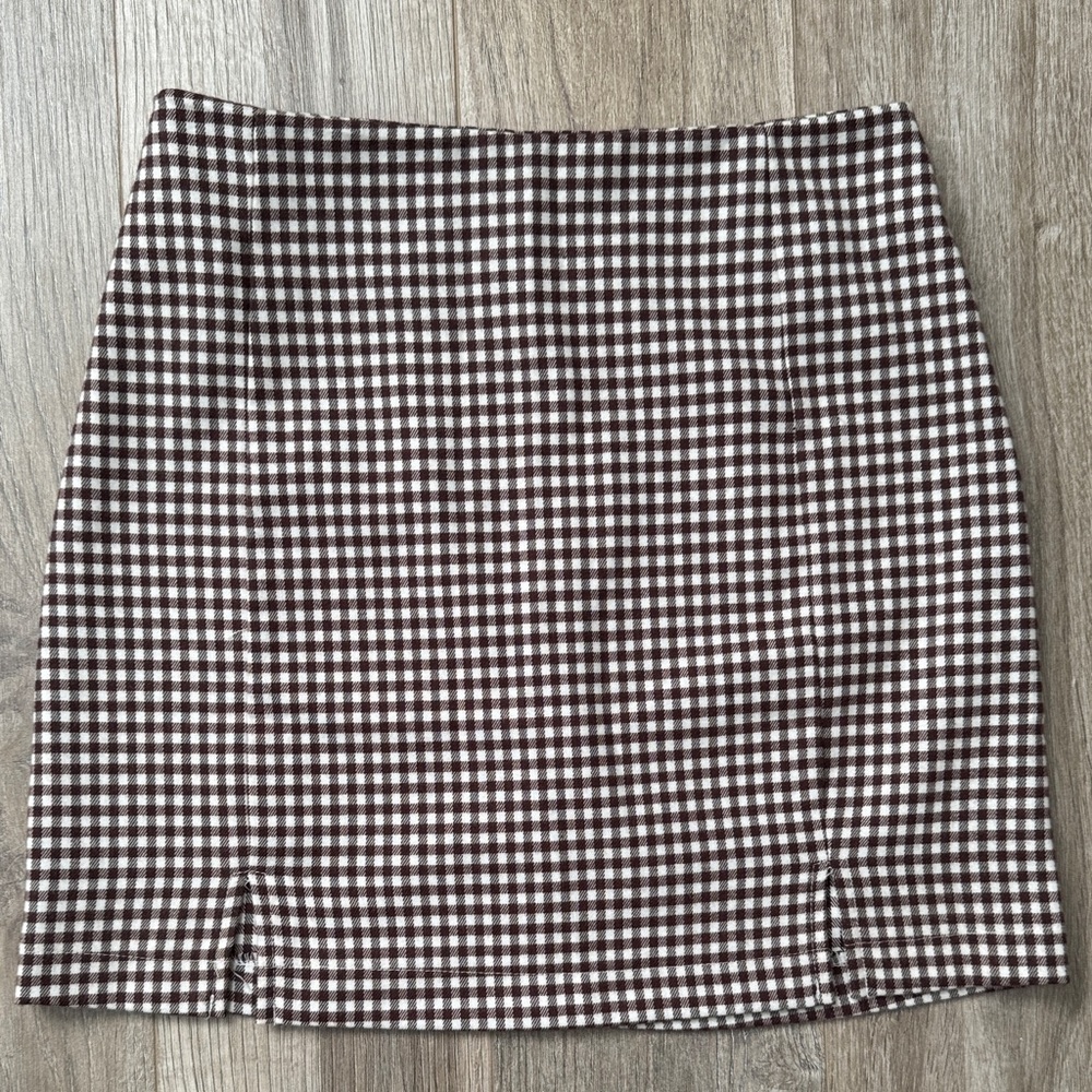LOVE ON A HANGER Junior Girl Brown Checkered  Skirt Size 7
